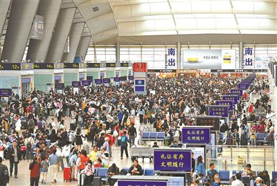 恒耀官网：北京七大火车站昨日发送旅客83.3万人次